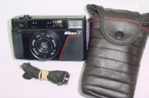 Nikon L35 AF 35mm Film Point and Shoot Compact Camera with 35mm F/2.8 Lens