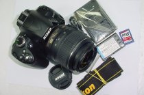 Nikon D3000 10.2MP Digital SLR Camera with Nikon AF-S 18-55mm VR Lens