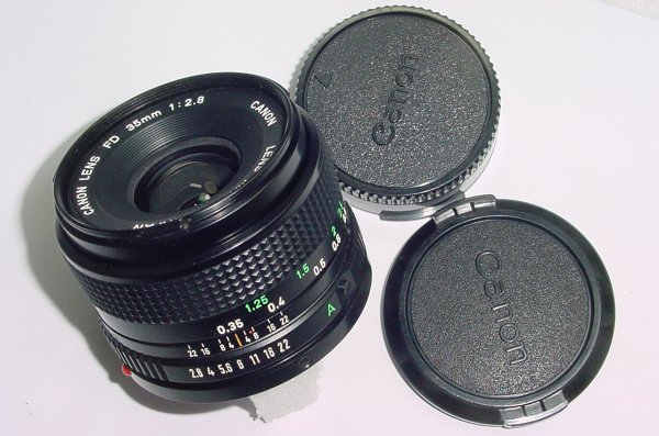 Canon 35mm F/2.8 FD Wide Angle Manual Focus Lens