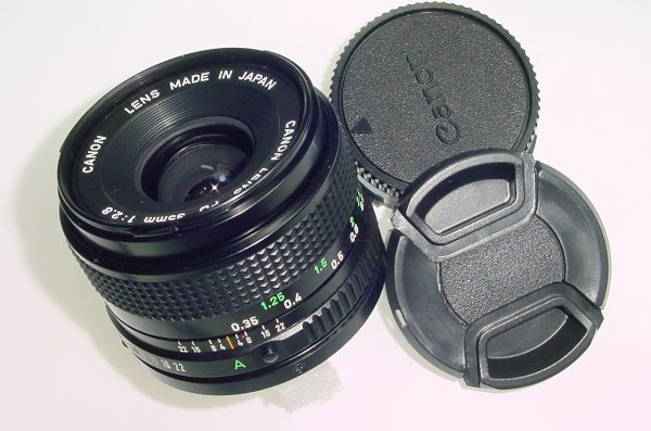Canon 35mm F/2.8 FD Wide Angle Manual Focus Lens