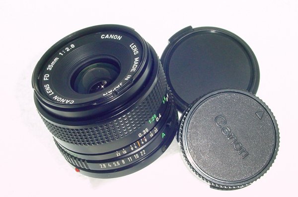 Canon 35mm F/2.8 FD Wide Angle Manual Focus Lens