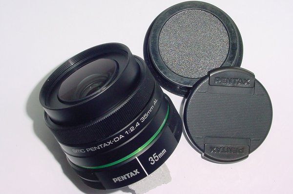 Pentax 35mm f/2.4 AL smc Pentax-DA Auto Focus Lens