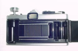 Olympus OM-1 35mm Film SLR Manual Camera with Olympus 50mm f/1.8 Zuiko Lens