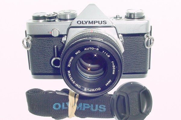 Olympus OM-1 35mm Film SLR Manual Camera with Olympus 50mm f/1.8 Zuiko Lens