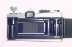 Olympus OM-1 35mm Film SLR Manual Camera with Olympus 50mm f/1.8 Zuiko Lens