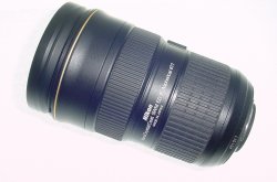 Nikon 24-70mm f/2.8G ED AF-S N Wide Angle Zoom Lens