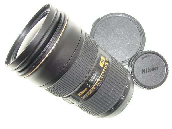 Nikon 24-70mm f/2.8G ED AF-S N Wide Angle Zoom Lens