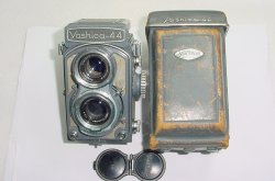 Yashica 44 LM 127 Film TLR Manual Camera with Yashinon 60/3.5 Twin Lens