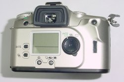 Pentax *ist 35mm Film SLR Camera with Pentax-FA J 28-80mm f/3.5-5.6 Zoom Lens
