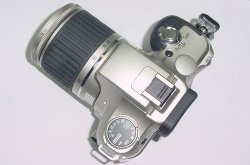 Pentax *ist 35mm Film SLR Camera with Pentax-FA J 28-80mm f/3.5-5.6 Zoom Lens