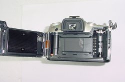 Pentax *ist 35mm Film SLR Camera with Pentax-FA J 28-80mm f/3.5-5.6 Zoom Lens