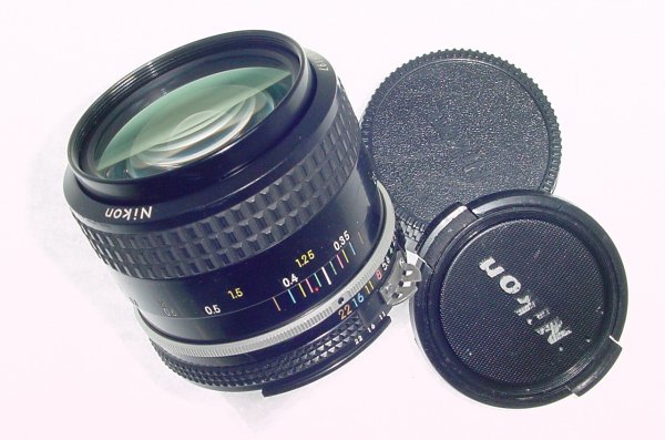 Nikon 35mm F2 AI NIKKOR Manual Focus Wide Angle Lens