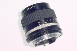 Nikon 35mm F2 AIs NIKKOR Manual Focus Wide Angle Lens