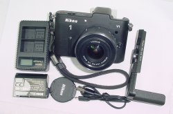 Nikon 1 V1 10.1MP Digital Camera with VR 10-30mm f/3.5-5.6 Lens