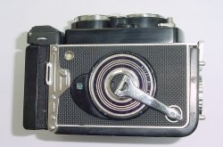 YASHICA Mat-124 TLR 120 Medium Format Film Camera with 80mm F/3.5 Twin Lens