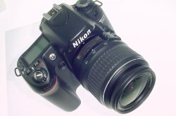 Nikon D80 10.2MP DSLR Camera with 18-55mm f/3.5-5.6 Zoom Lens
