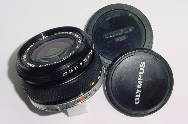 Olympus 28mm F/2.8 MC ZUIKO AUTO-W MANUAL FOCUS WIDE ANGLE Lens
