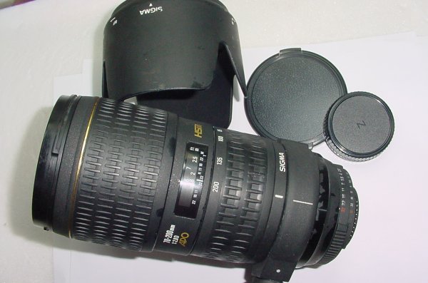 Sigma 70-200mm f/2.8 D APO HSM Auto Focus Zoom Lens For Nikon AF