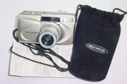 Olympus Superzoom 105 G 35mm Film Point & Shoot Camera 38-105mm Zoom Lens