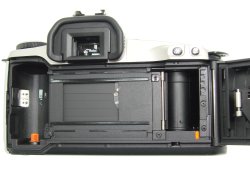 Canon EOS 500 N 35mm Film SLR Camera with Canon EF 35-80mm F/4-5.6 III Zoom Lens