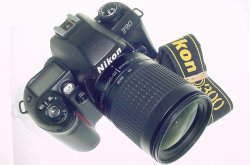 Nikon F80 35mm Film SLR Camera + Nikon 28-100mm F/3.5-5.6 G AF Zoom Lens