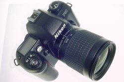 Nikon F80 35mm Film SLR Camera + Nikon 28-100mm F/3.5-5.6 G AF Zoom Lens