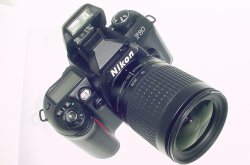 Nikon F80 35mm Film SLR Camera + Nikon 28-100mm F/3.5-5.6 G AF Zoom Lens