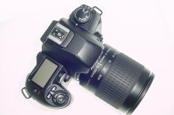 Nikon F80 35mm Film SLR Camera + Nikon 28-100mm F/3.5-5.6 G AF Zoom Lens