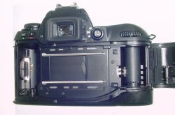 Nikon F80 35mm Film SLR Camera + Nikon 28-100mm F/3.5-5.6 G AF Zoom Lens