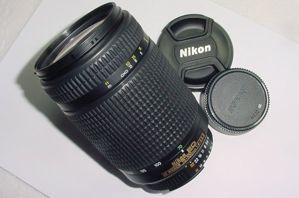 Nikon 70-300mm F/4-5.6 D NIKKOR ED AF Auto Focus Zoom Lens