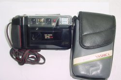 Yashica T2 35mm Film Point & Shoot Camera 35/3.5 Carl Zeiss Lens
