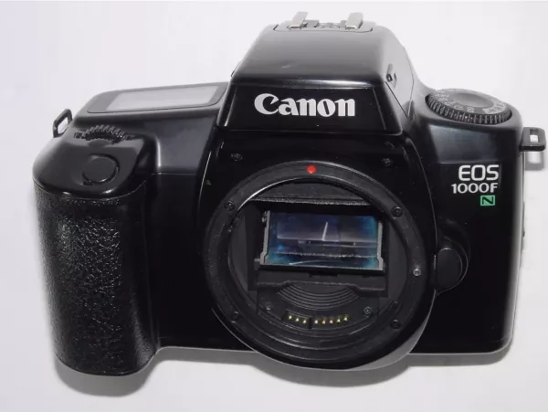 Canon EOS 1000FN QD Rebel SII QD 35mm SLR Film Camera Body Only