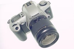 Canon EOS 500 N SLR 35mm Film Camera + 28-80mm F/3.5-5.6 EF Auto Focus Zoom Lens