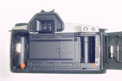 Canon EOS 500 N SLR 35mm Film Camera + 28-80mm F/3.5-5.6 EF Auto Focus Zoom Lens