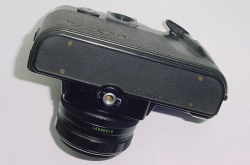 ZENIT 122 35mm Film SLR Manual Camera with 58mm F/2 Helios 44M-5 MC Lens