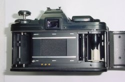 Minolta X-700 35mm Film SLR Manual Camera + Minolta 50mm F/1.7 MD Lens