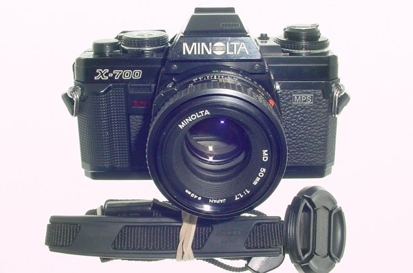Minolta X-700 35mm Film Manual SLR Camera + Minolta 50mm F/1.7 MD Lens
