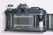 Minolta X-700 35mm Film SLR Manual Camera + Minolta 50mm F/1.7 MD Lens