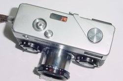 Rollei 35 35mm Film Manual Camera with Carl Zeiss Tessar 40mm F/3.5 Lens