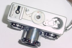 Rollei 35 35mm Film Manual Camera with Carl Zeiss Tessar 40mm F/3.5 Lens