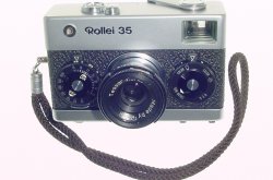 Rollei 35 35mm Film Manual Camera with Carl Zeiss Tessar 40mm F/3.5 Lens