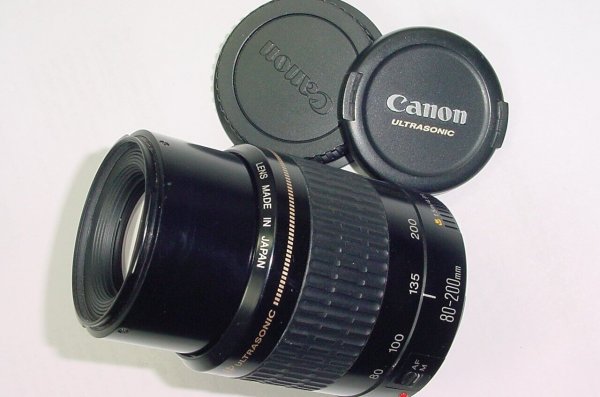 Canon 80-200mm EF F/4.5-5.6 USM Auto Focus Zoom Lens