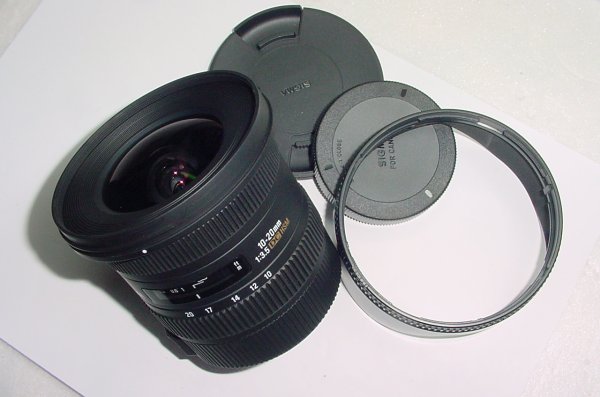 Sigma 10-20mm F/3.5 DC HSM EX Wide Angle Zoom Lens For Canon EF Mount