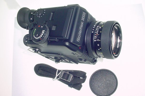 Rolleiflex 3003 35mm Film SLR Manual Camera with Planar 50/1.4 Rollei-HFT Lens
