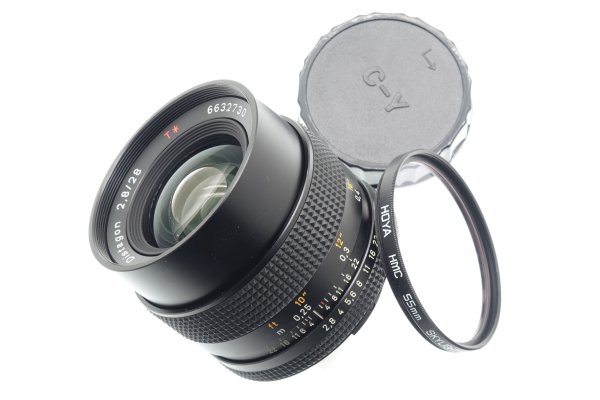 Carl Zeiss Distagon 28mm F/2.8 T* Manual Focus Wide Angle AEJ Lens C/Y