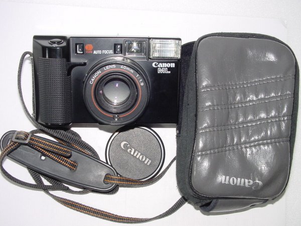 Canon AF35ML 35mm Auto Focus Point and Shoot Camera with 40mm F/1.9 Lens As Mint