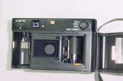 CANON AF35ML 35mm Auto Focus Point and Shoot Camera with 40mm F/1.9 Lens