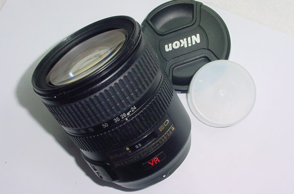 Nikon 24-120mm F/3.5-5.6 G VR ED AF-S NIKKOR Auto Focus Zoom Lens