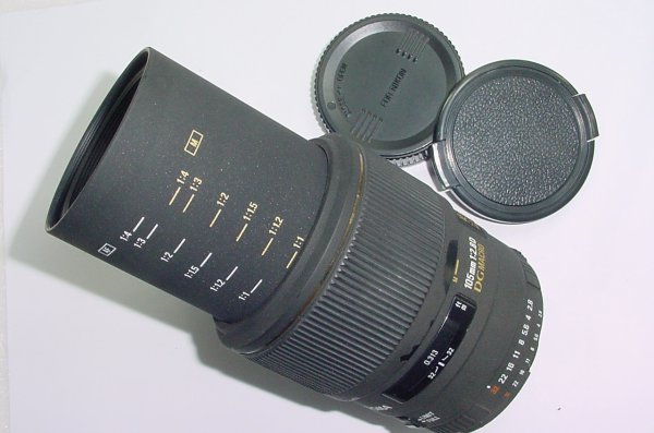 Sigma 105mm F/2.8D DG Macro EX Manual & Auto Focus Lens For Nikon AF
