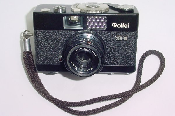 Rollei 35 B Film Camera with Triotar 40mm F/3.5 Lens